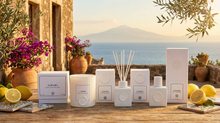 Load image into Gallery viewer, Lipari - Diffuser (jasmine, velvet woods, peach)
